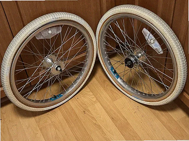 1987 Mongoose Pro Class V 20" Rims 48H Suzue Hubs 80s Vintage BMX Odyssey Tires