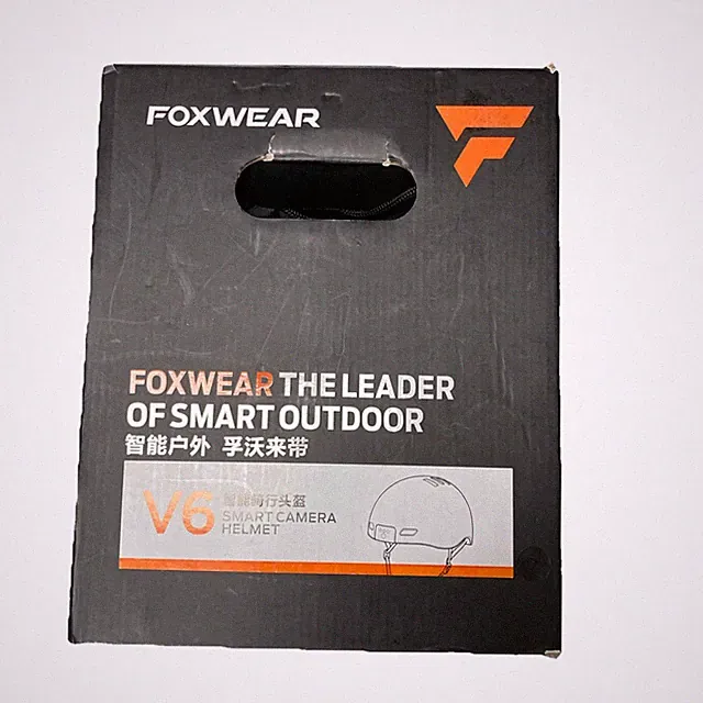 FOXWEAR V6 cycling smart helmet with lntegrated camera